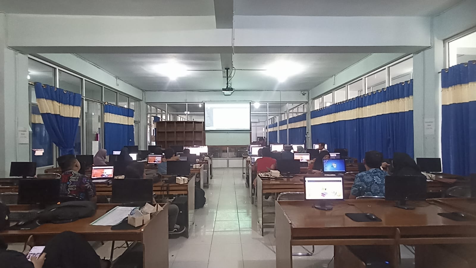 Sharing Pemanfaatan Elearning Bersama Dosen Filkom UNIVED Bengkulu